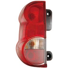Feu arrière Nissan NV200