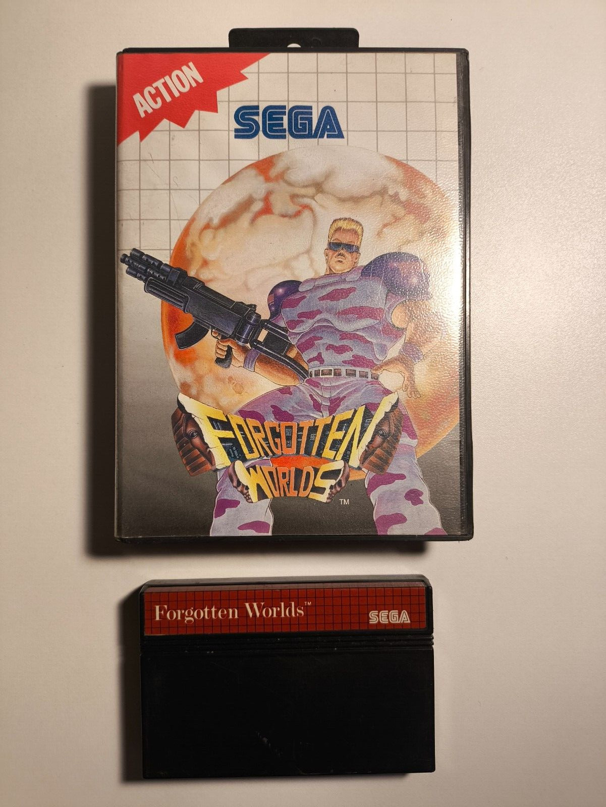 SEGA Master System  Jeu FORGOTTEN WORLDS