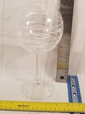 Mikasa Cheers Balloon Wine Glasses 24.5 oz Goblets lines with dots cirlces