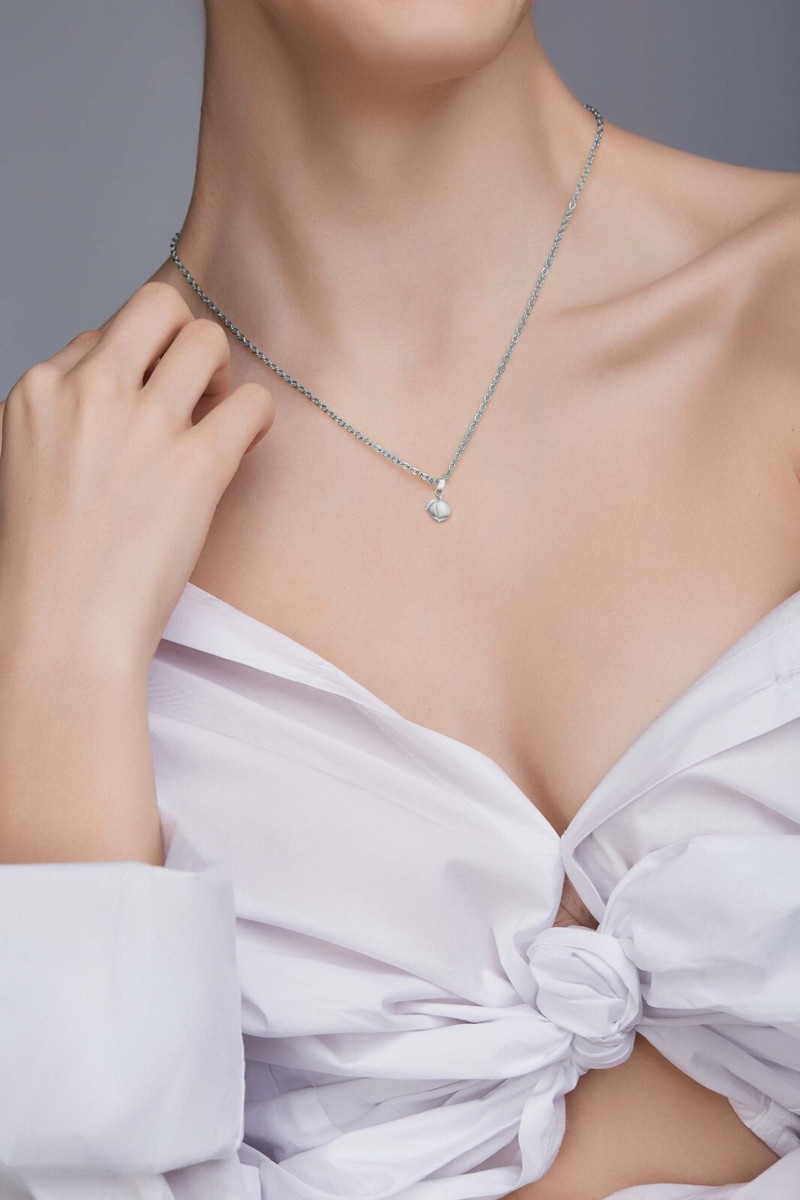 925 Sterling Silver Peach Pendant Necklace - Jewelry Gifts