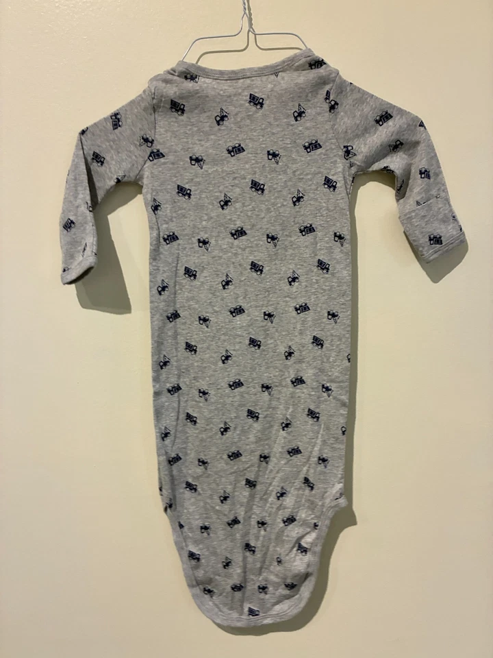 Vestido de camión gris Garanimals nuevo sin etiquetas - NB-6M Foto 2 de 3