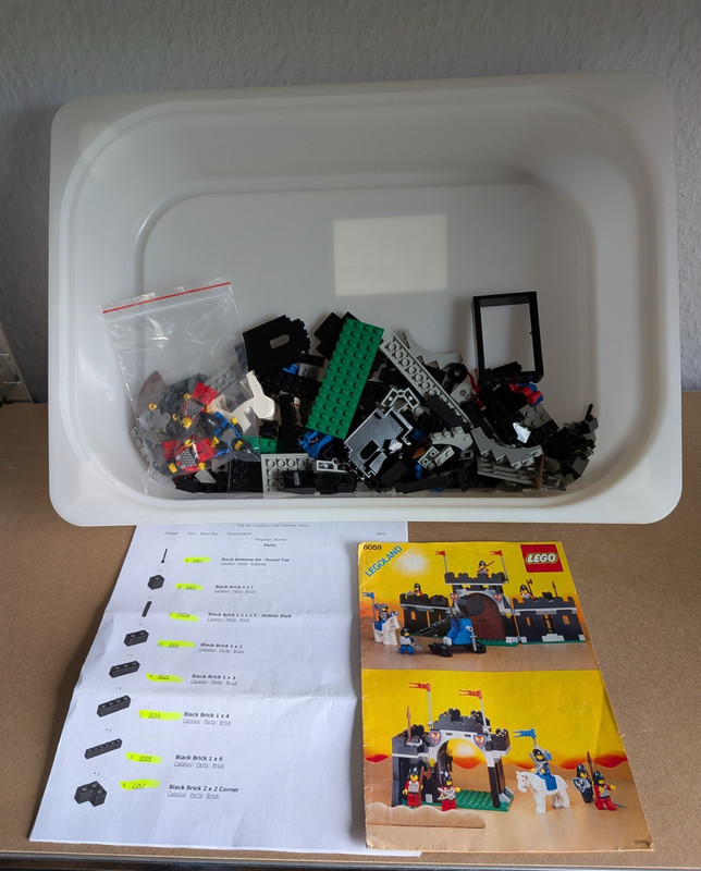 LEGO 6059 Knight's Stronghold Castle Black Knights Set Complete with Instructions