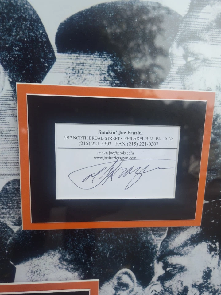 Beautiful Signed Muhammad Ali & Joe Frazier "Thrilla in Manila" Framed JSA COA - Image 4 of 4