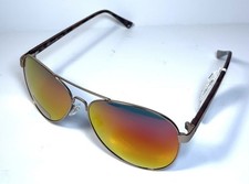 NWT 75 VINCE CAMUTO Gold Aviator Sunglasses Shades New VC512  Case