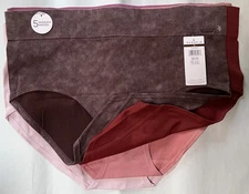 NWT DANSKIN 5 SEAMLESS PANTIES STYLE DS9324 SIZE 2X $54