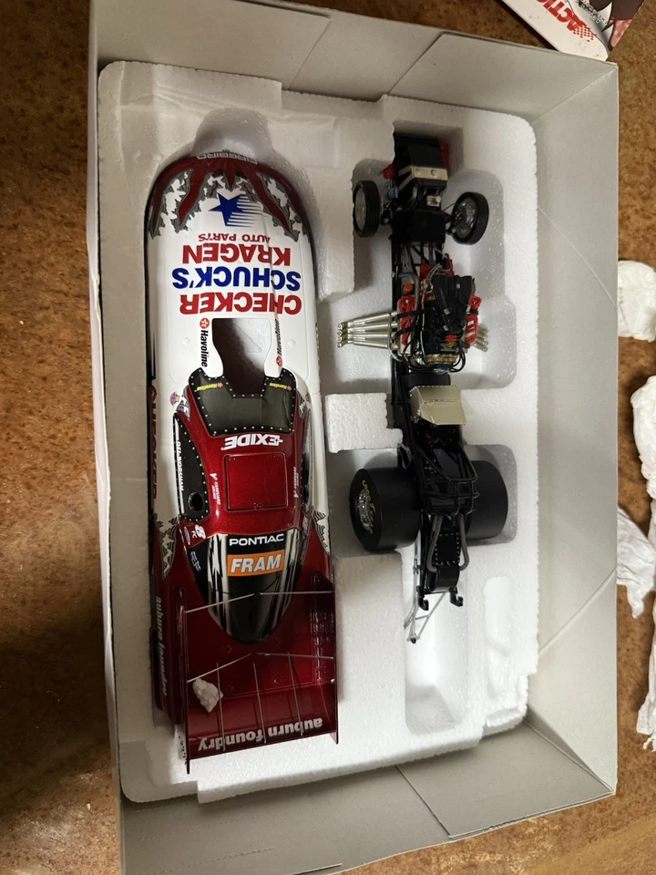 Del Worsham 1:24 Action Checker/Schuck's/Krallar 2001 Firebird Funny Car Foto 2 de 4
