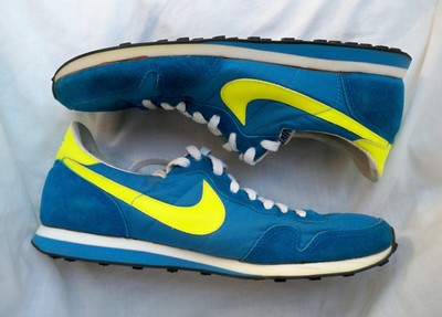 nike waffle racing flat