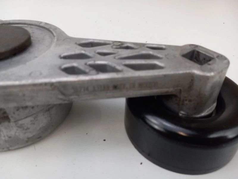 Tensor de cinturón para Ford F-150 2004 Foto 4 de 4