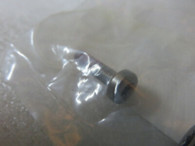 U24 Genuine Evinrude Johnson OMC 352089 Screw OEM New Factory Boat Parts