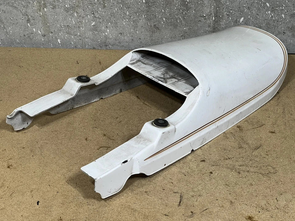 Carenado de sección trasera Kawasaki KZ900 KZ1000 cola de pato pico de pato Foto 2 de 4