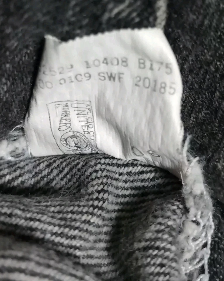 Pantalones de mezclilla de colección Riders para hombre calce relajado talla 34x32 hechos en EE. UU. negros lavados a la piedra (32x30) Foto 4 de 4