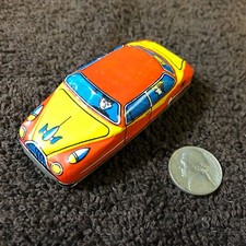 TN JAPAN METAL TIN TOY FRICTION UNMARKED CAB 1960's DOESN'T WORK RARE