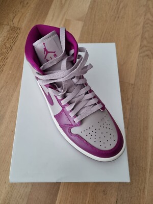 Air Jordan 1 Mid Sneaker Gr. 40 Neu 