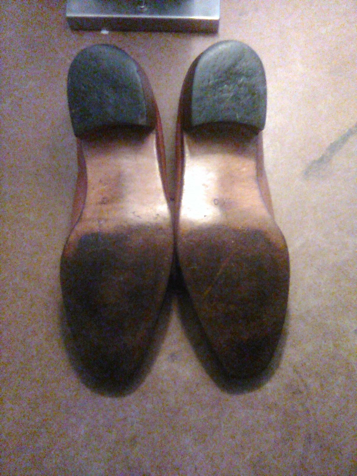 SAINT LAURENT (YSL) { YVES SAINT LAURENT }ARREDAMENTO UOMO PREGIATO FAMOSO A LIVELLO INTERNAZIONALE