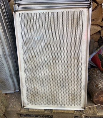 10 St Backbleche Alu 60x40cm  Backblech Lochblech Blech gelocht gebraucht