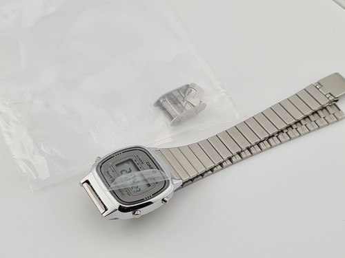 Casio Chrome Coloured Stainless Steel Bracelet Watch. Casio LA670WEA - Picture 23 of 24
