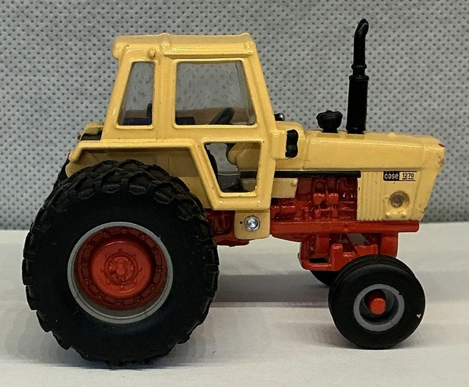 Vintage CASE 1270 AGRI-KING Tractor Collector edition 1/64 Scale - Image 3 of 4