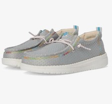 New In Box Toddler Hey Dude Wendy Size 9