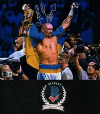 OLEKSANDR USYK SIGNED 8X10 PHOTO BOXING WORLD HEAVYWEIGHT CHAMPION UKRAINE BAS 