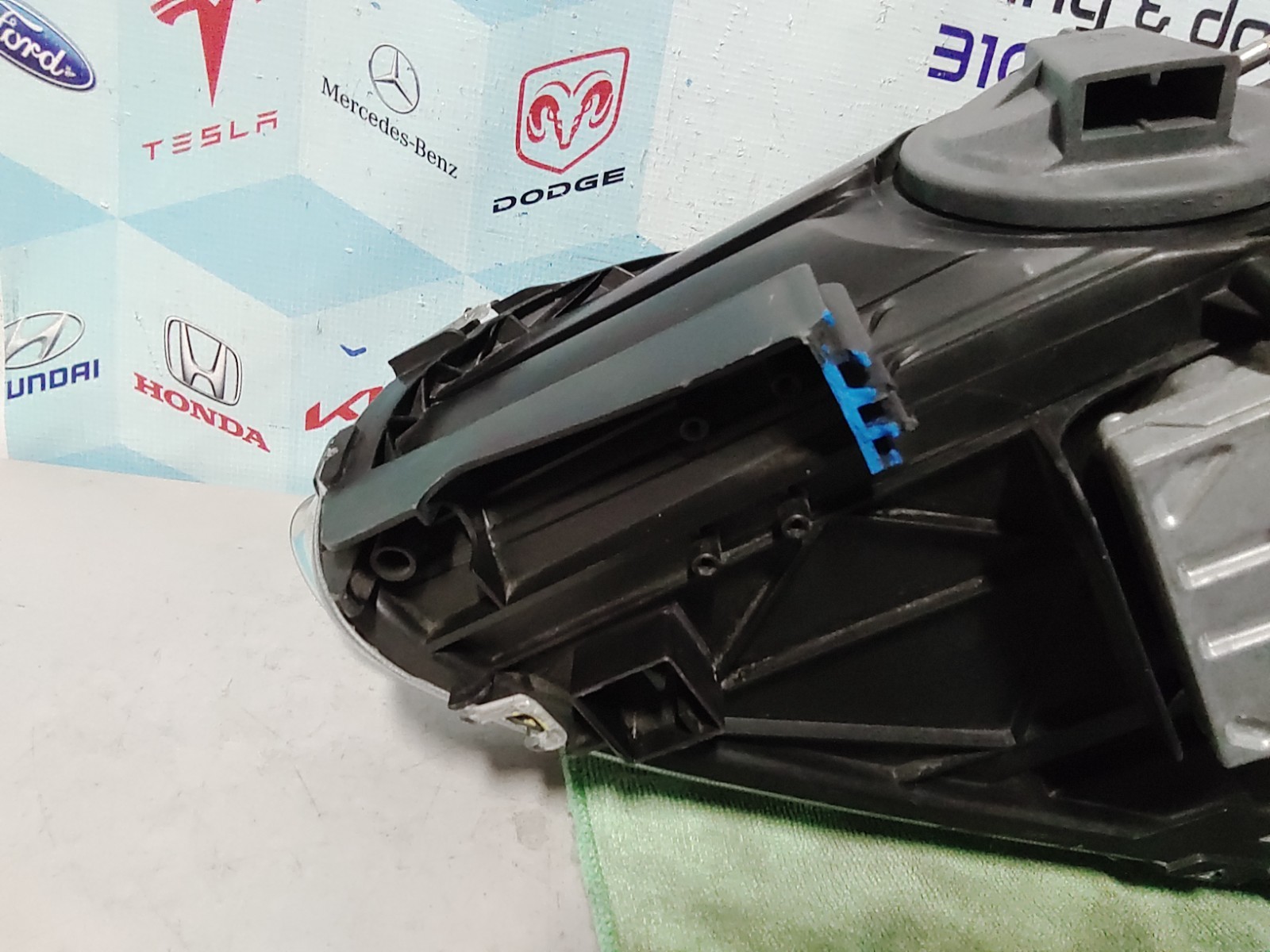 2013 MASERATI GRANTURISMO GT XENON HEADLIGHT RIGHT OEM 2014 2015 2016 2017