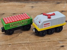 Thomas and Friends Wooden Train Fog Horn Blasting Cap Cars