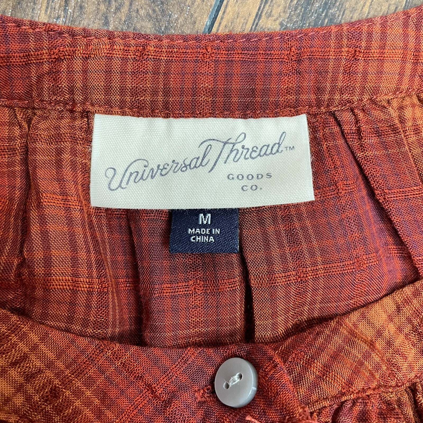 Universal Thread Top Medium Burnt Orange Plaid Bu… - image 11