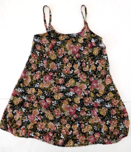 *NWT* BRANDY MELVILLE FLORAL SPAGHETTI STRAP TOP IN BLACK ONE SIZE T17 - Afbeelding 1 van 4