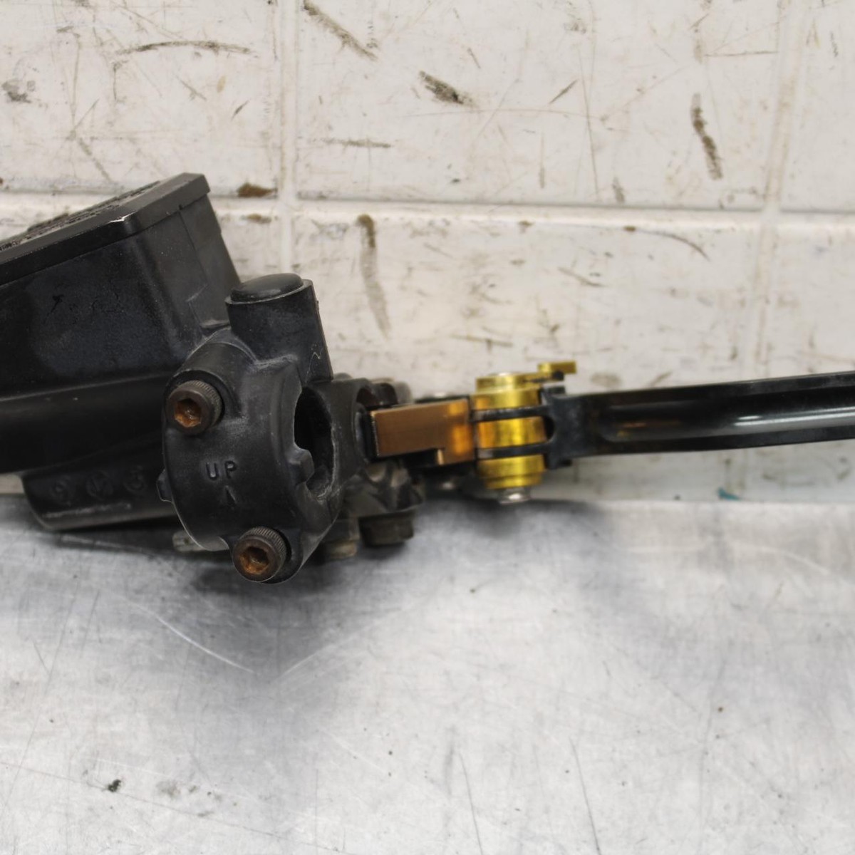 2000 Kawasaki Ninja ZX12R ZX1200A FRONT BRAKE MASTER