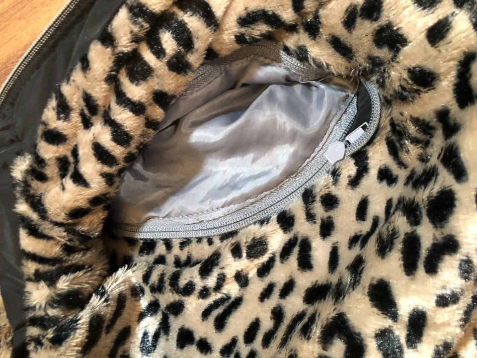 Outer Edge Women’s Jacket Removable Hood & Sleeves Black / Gray Size S - Image 3 of 4