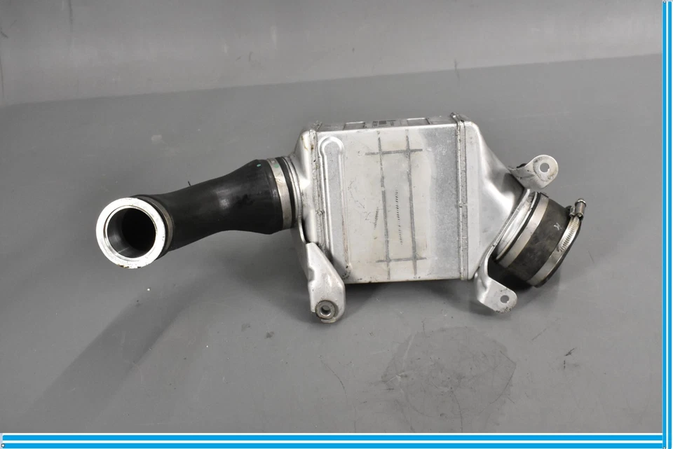 BMW 750LI F02 2009-2012 4,4 L lado derecho del pasajero motor intercooler OEM Foto 2 de 4