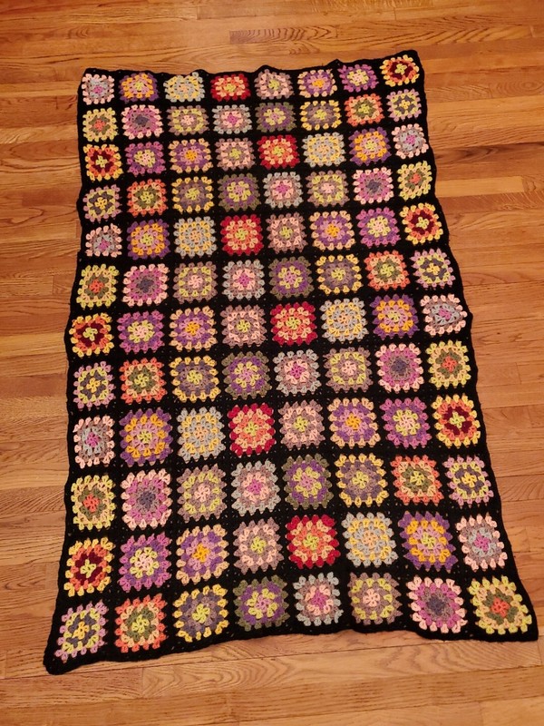 Hand crochet granny square blanket afghan throw 41x64 Black trim 96 squares
