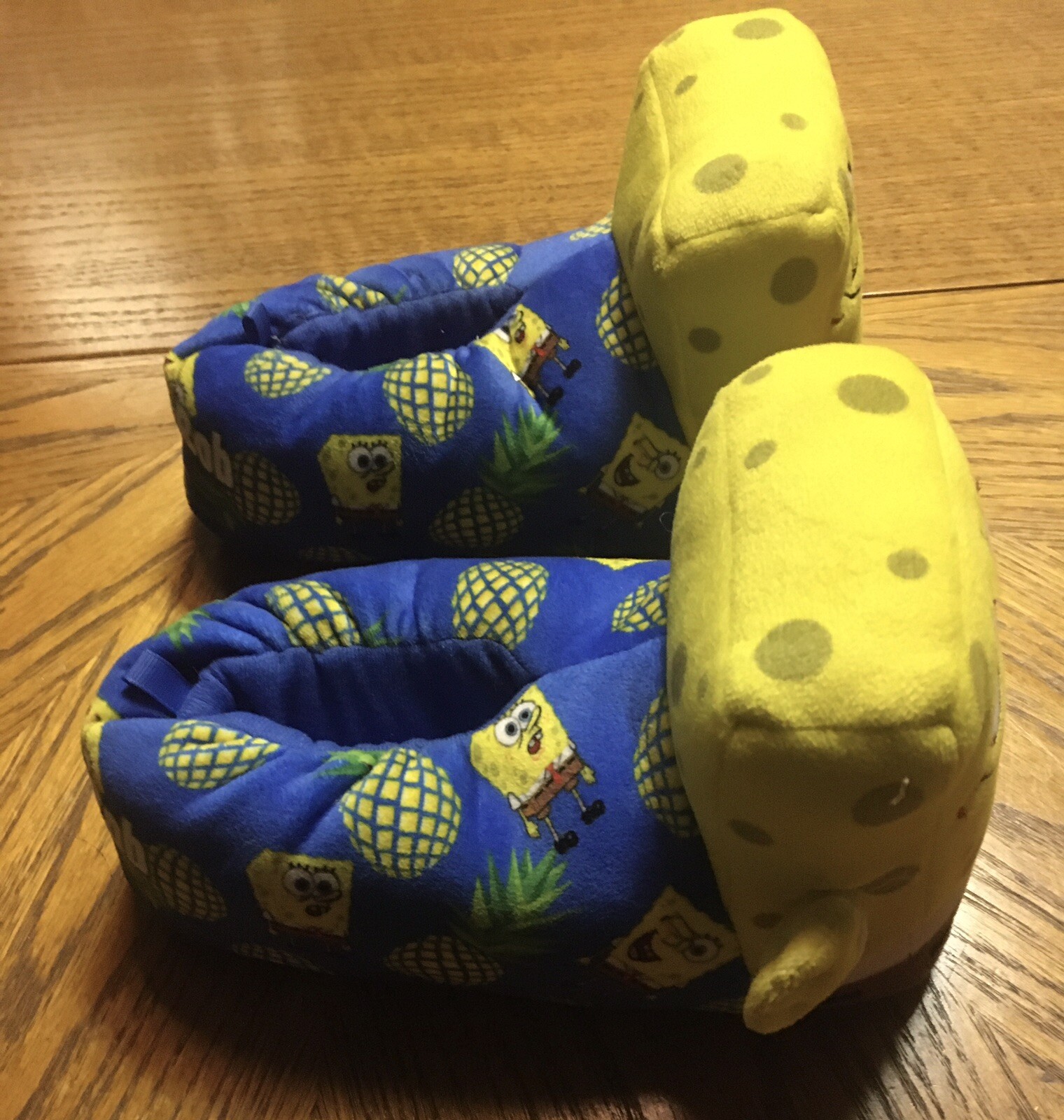 PANTOFOLA D’ORO Nuovo ~ Sponge Bob ~ Peluche ~ Pantofole ~ Taglia ~ (13 1) ~ Bambini ~ Ragazzi Ragazze