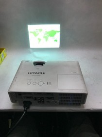 Hitachi CP-X2530WN 3LCD 2700 Lumens Projector Tested & Working XGA 1024 x 768 DW