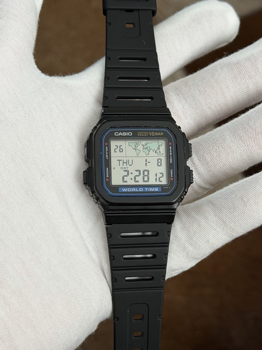 Rare Vintage Casio World Time W-520U Men's Digital Sports Watch