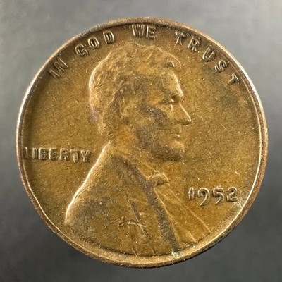 1952 Lincoln Wheat Cent   Well-Worn Detail