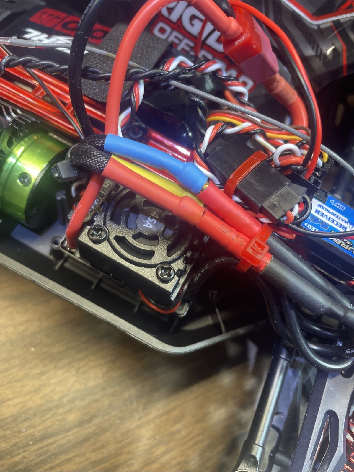 Brushless SG316 MAX Upgraded 45a ESC 3s Lipo 55+ Mph Rc Car Truck RTR Xtra Wide