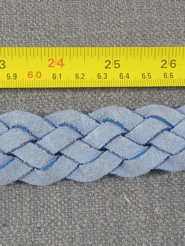 Babyblauer Wildledergürtel mit einfarbiger silberfarbener Schnalle Jeans 40"-42" - Bild 12 von 22