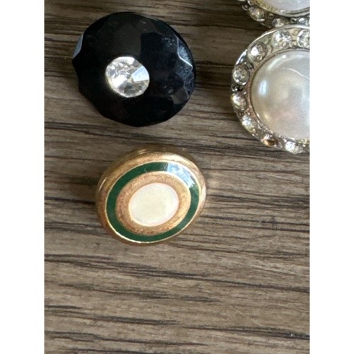 Vintage Misc Buttons Faux Mabe Pearl, Lucite, & Rhinestones Shirt Dress Jacket - Picture 7 of 9