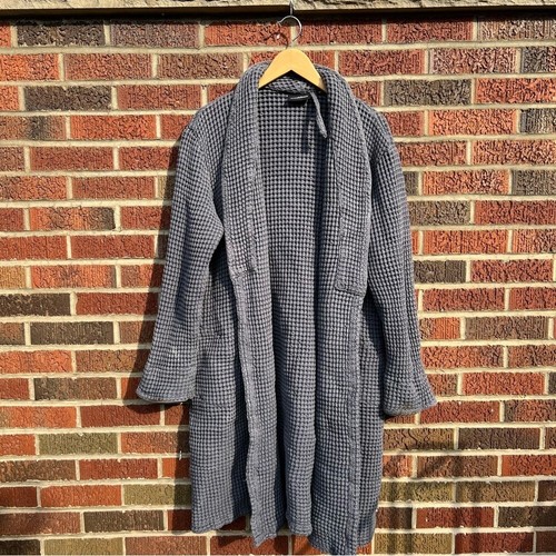 Brooklinen Dark Gray Waffle Knit Textured Towel Bath Robe