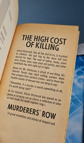 Alfred Hitchcock's Murderers Row. Dell Crime/ Horror 1975 - Picture 10 of 18