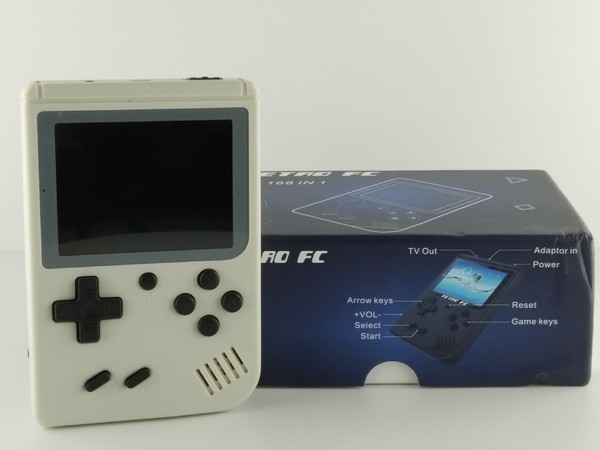 Mini consola portátil con 168 juegos