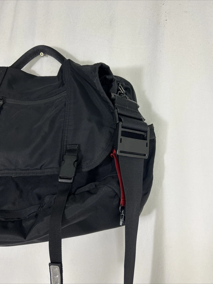 TIMBUK2 ЧЕРНЫЙ MESSENGER СУМКА VGC!  «Хотел бы я быть немного выше» 14 x 12 x 6,5 - Изображение 4 из 4