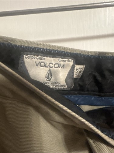 VOLCOM Mens Corpo Class Khaki "True To This" Chino Casual Shorts 36 - Picture 2 of 5