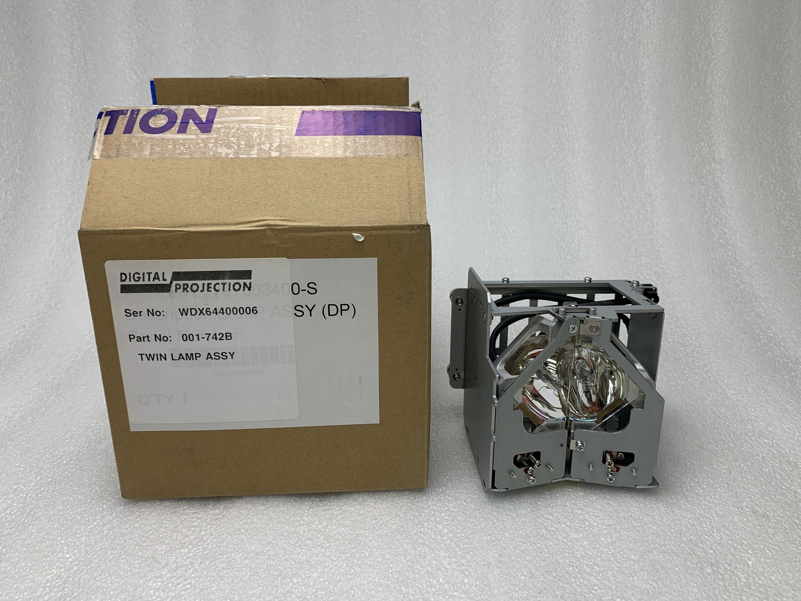 DIGITAL PROJECTION 001-742B Twin Lamp Assy ASSEMBLY (DP) OPEN BOX