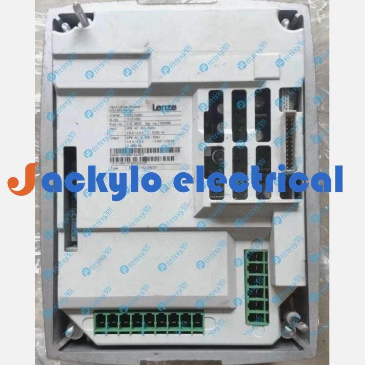 ONE USED LENZE E82MV152-4B001 frequency converter