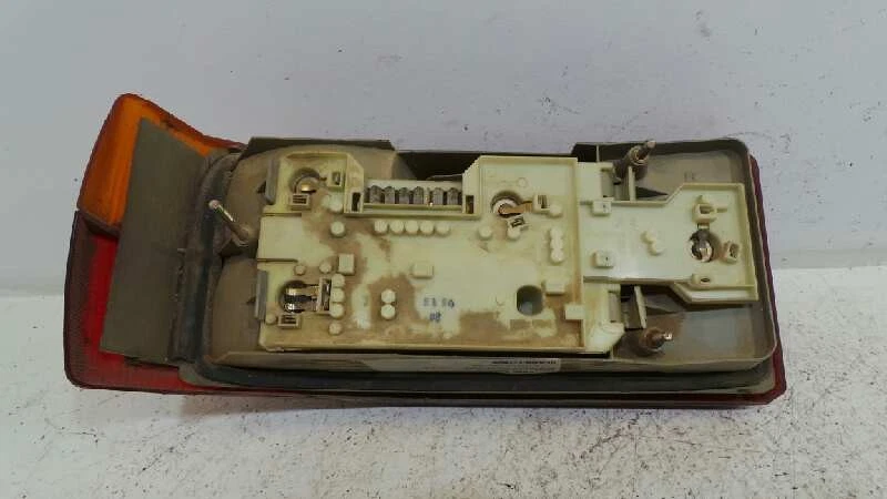 LUZ TRASERA DERECHA / 2994 / 2994 MG 1300 MG 1300 MK II Foto 2 de 2