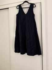 Gap A-line V-neck Midi Black Dress Size Large