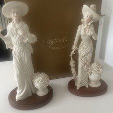 Elegant Days Leonardo Collection Two Lady Figurine Boxed Excellent Condition