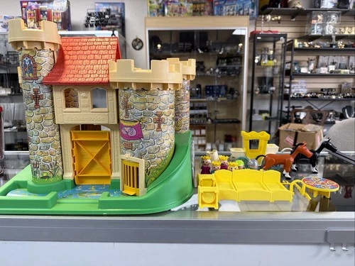 Vintage Fisher Price Little People Play Family Castle 1993 Dragon King Furniture