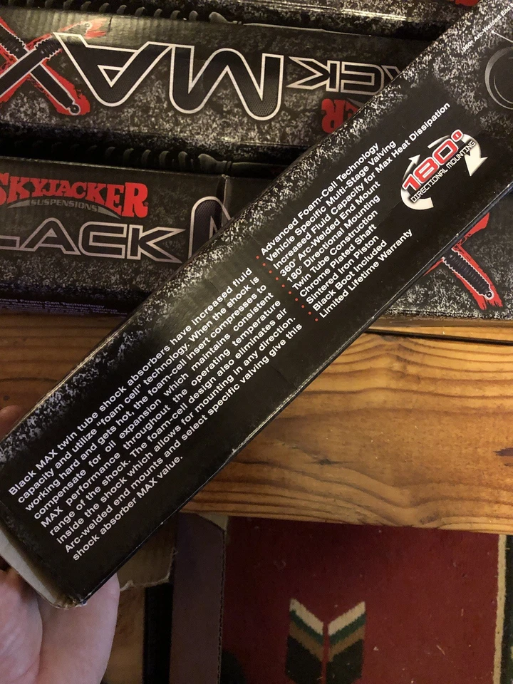 "Juego de amortiguadores Skyjacker Black Max 1999-2004 Ford F250 F350 Super Duty 4x4 0-3"" elevación"  Foto 2 de 4